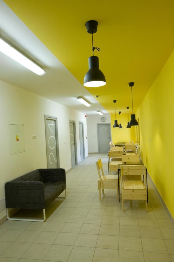 Hostel U Zlateho Kohouta Kroměříž Eksteriør billede
